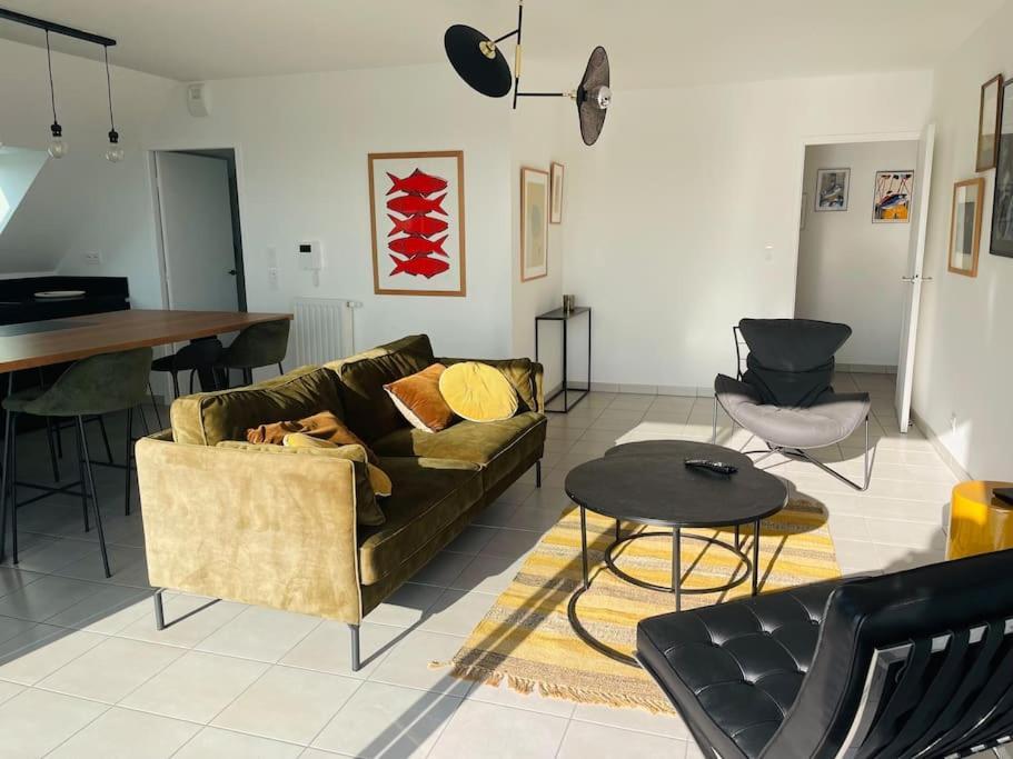 Appartement Lumineux Et Spacieux, Terrasse Et Parking Prive Concarneau Exterior foto